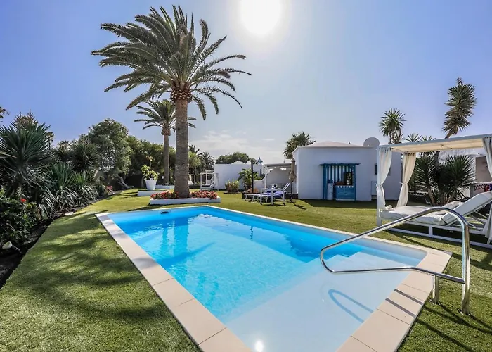 Villas New Lanzasuites